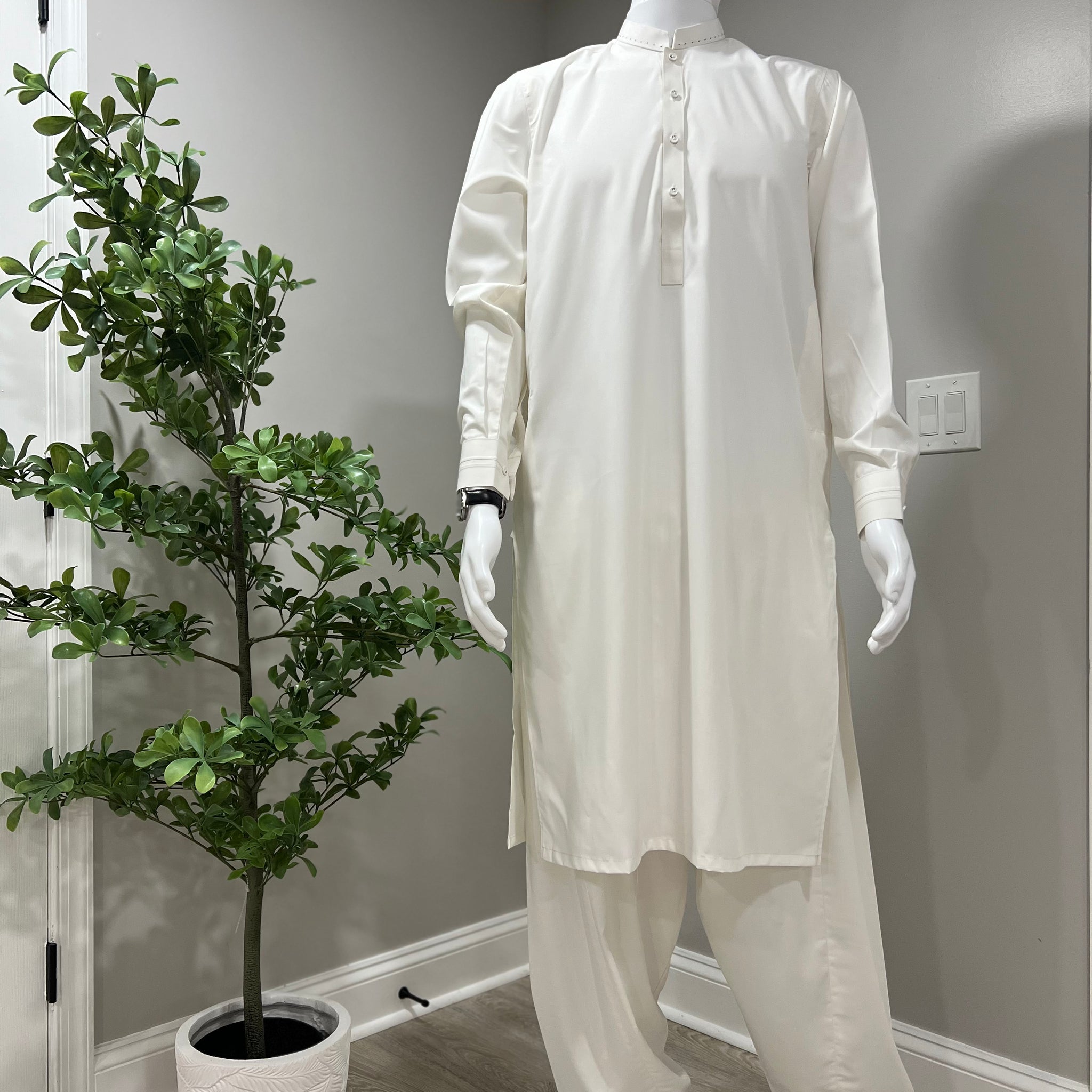 Baariq Cream Suits