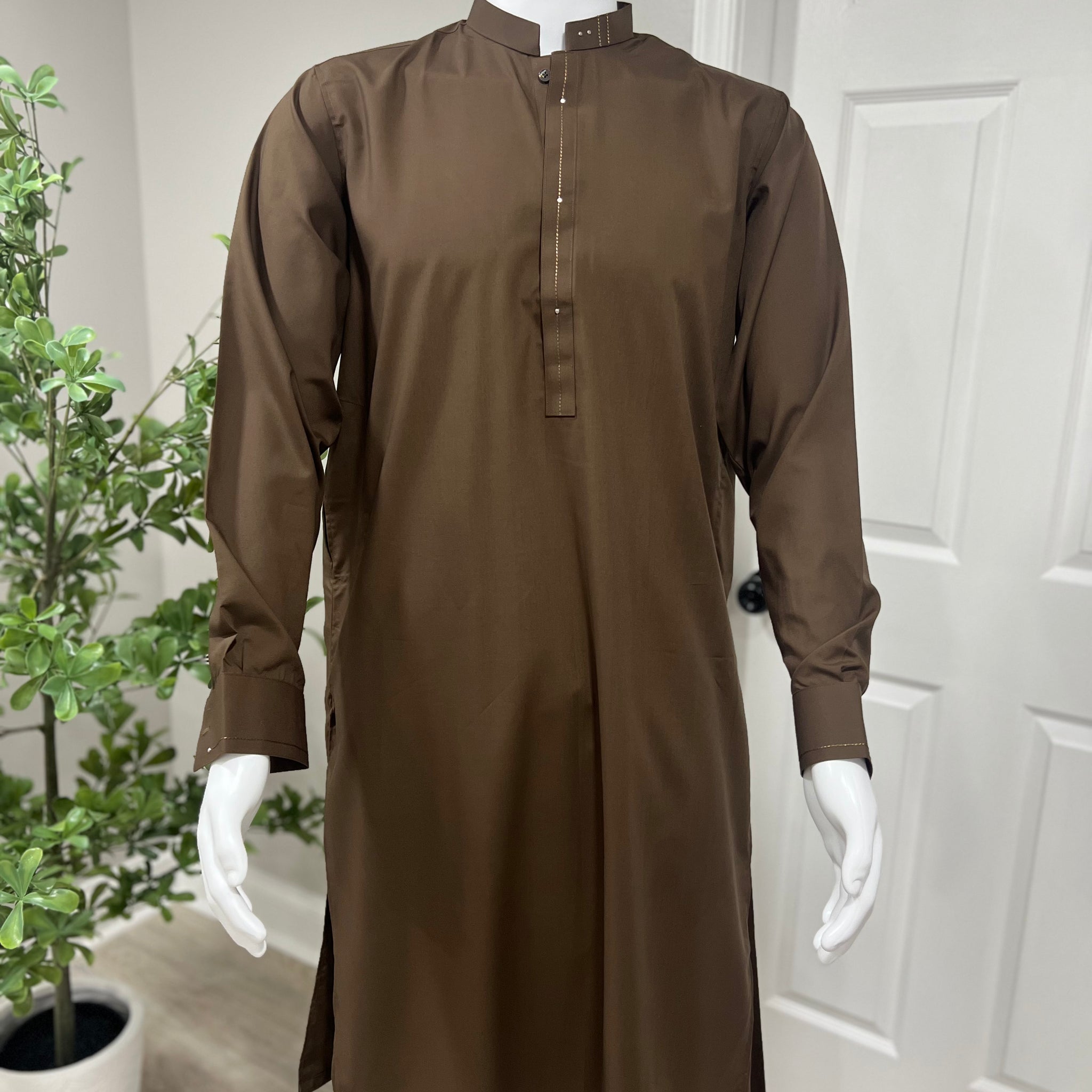 Baariq Brown Suits